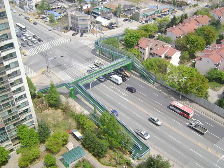 논산